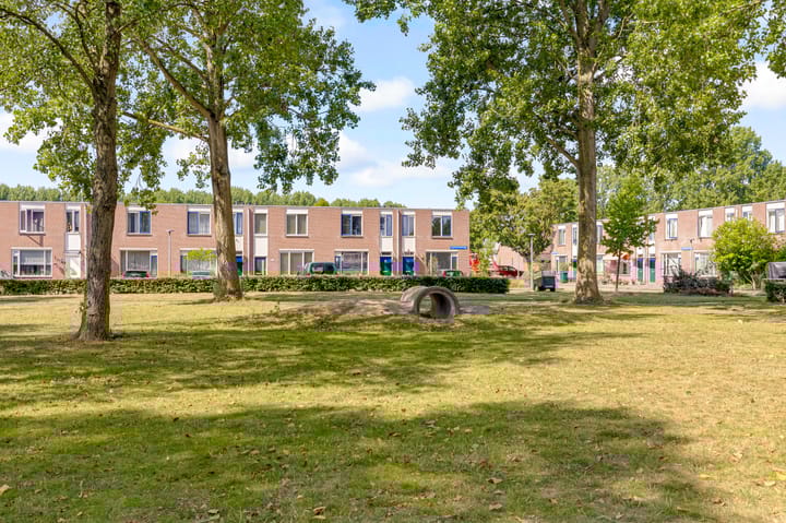 Foto 30 van Grondzeilerplantsoen 13