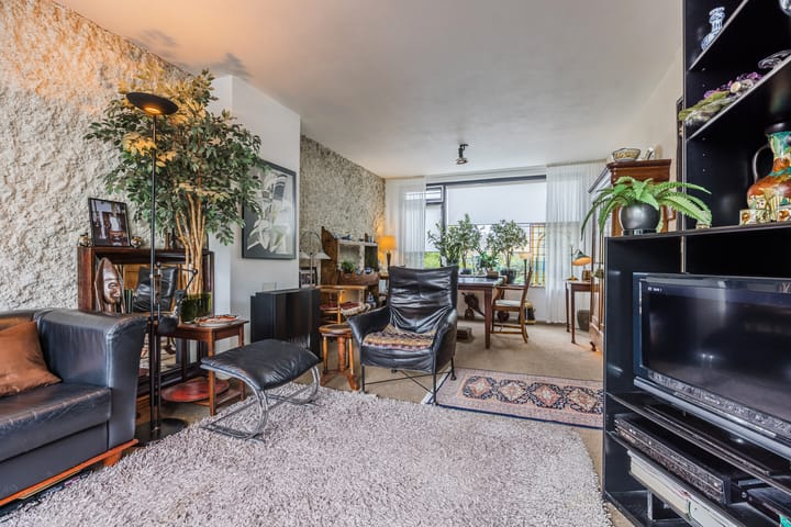 Photo 8 of Jan van Galenlaan 32