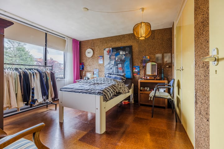 Photo 13 of Jan van Galenlaan 32