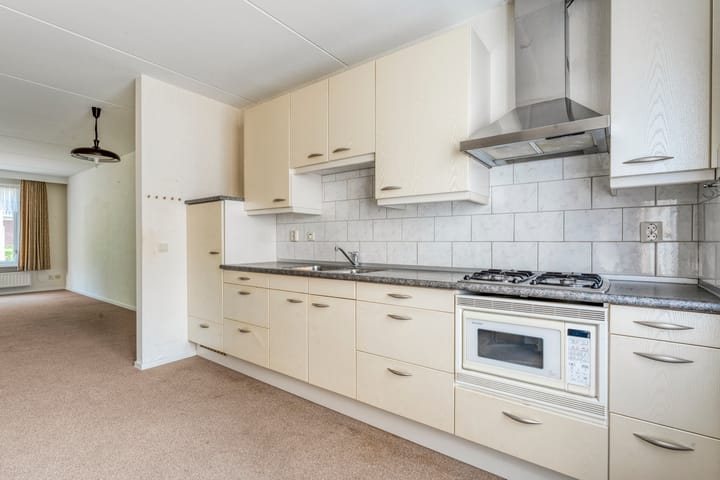 Foto 11 van Burg.Backxlaan 103