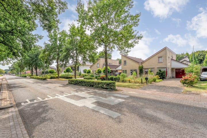 Foto 34 van Burg.Backxlaan 103