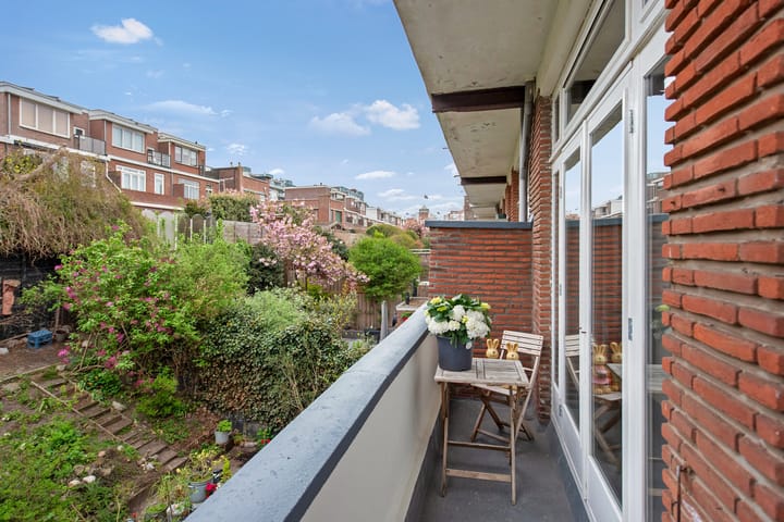 Foto 16 van Gevers Deynootweg 42