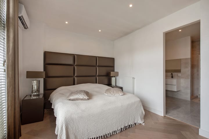 Foto 20 van Gevers Deynootweg 42