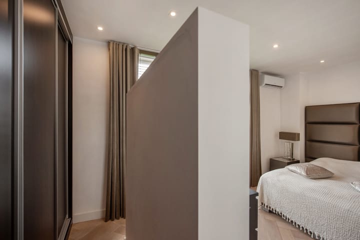 Foto 21 van Gevers Deynootweg 42