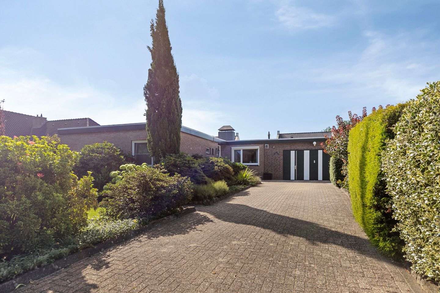 Foto 1 van Past. Debijestraat 52