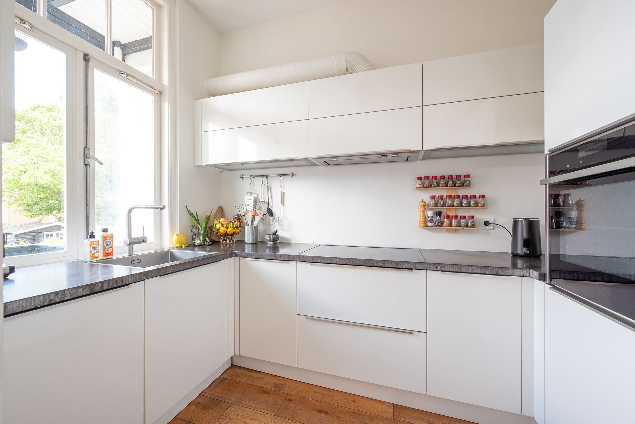 Foto 3 van Voorhelmstraat 22-RD