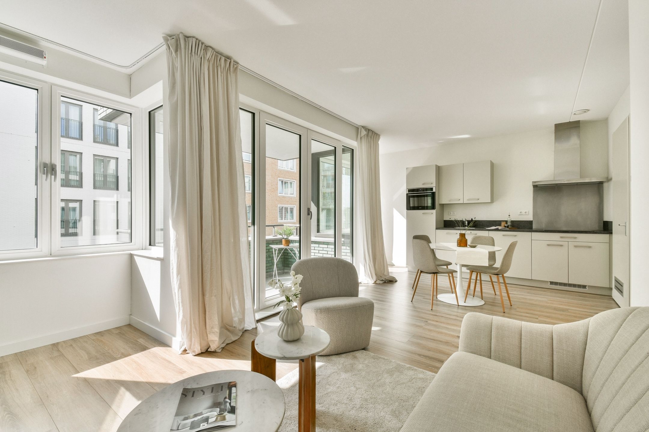 Foto 3 van Carel Willinkgracht 889