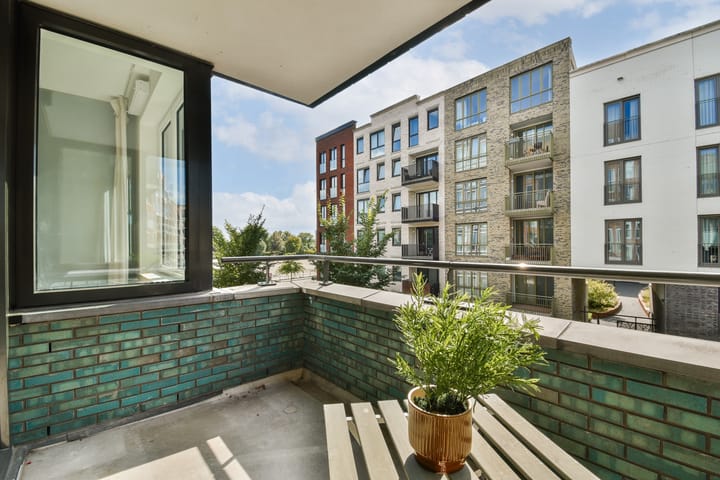 Foto 9 van Carel Willinkgracht 889