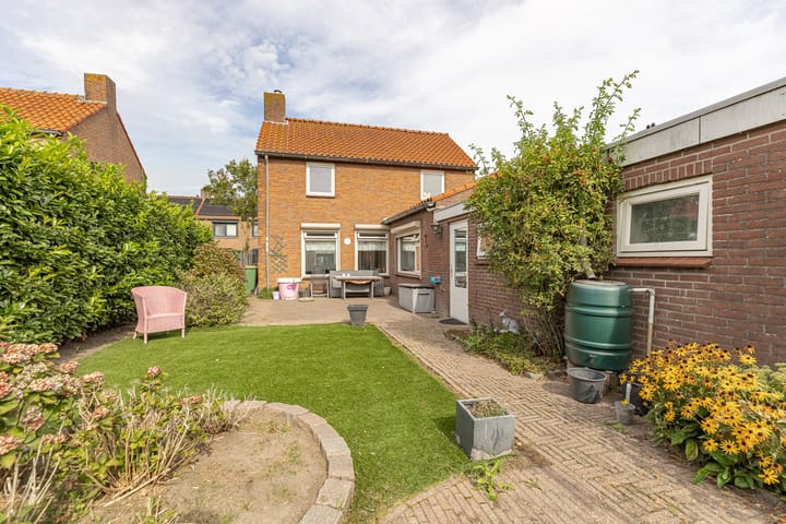 Foto 26 van Valenciennesstraat 27