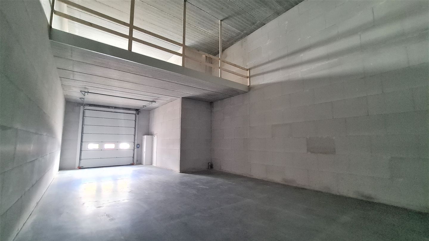 View photo 2 of Beemsterweg 20-C