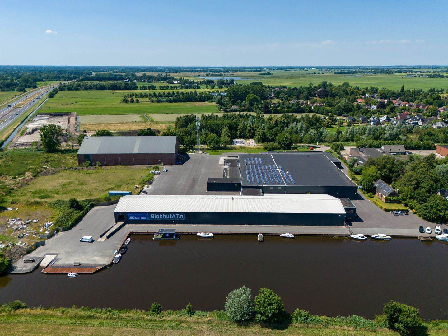 Bekijk foto 2 van de Rietlanden 8