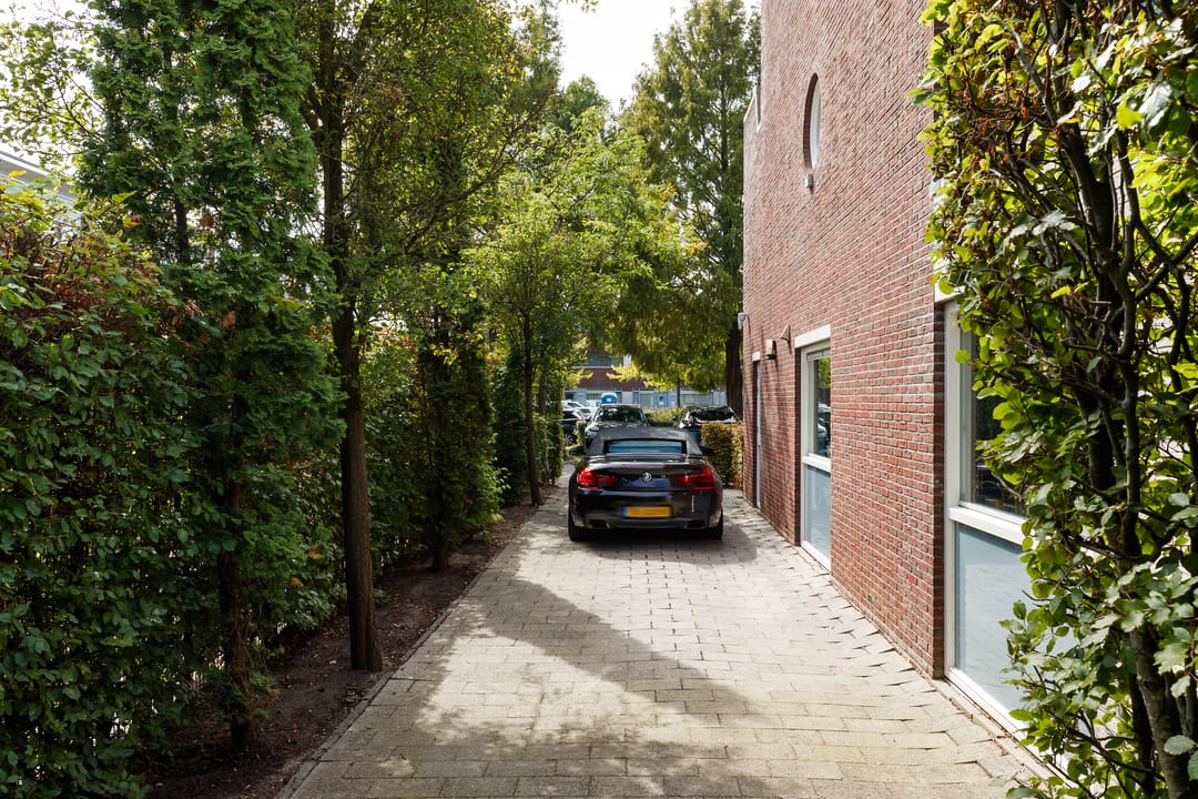 Photo 31 of Burgemeester Burgerhof 36