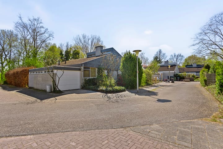 Foto 2 van Hindeloopenstraat 8