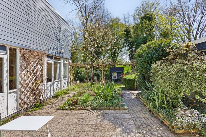 Foto 23 van Hindeloopenstraat 8