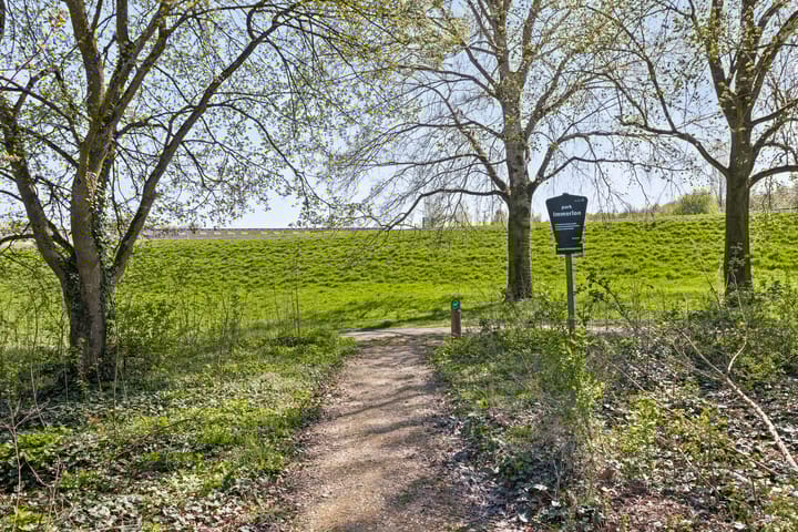 Foto 29 van Hindeloopenstraat 8