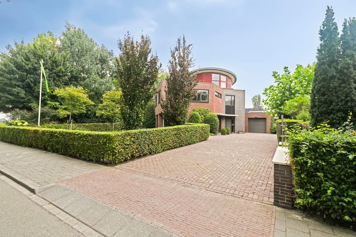 A.J. Knipmeijerlaan 1