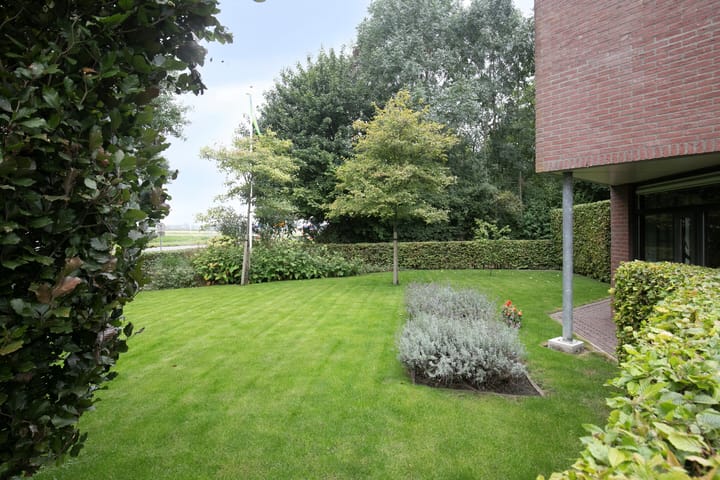 Photo 44 of A.J. Knipmeijerlaan 1