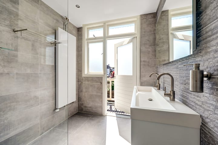 Photo 4 of Michiel de Ruyterweg 27