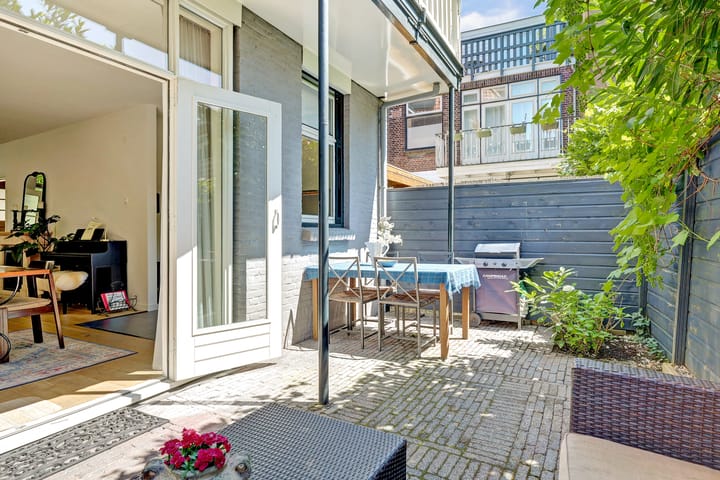 Photo 5 of Michiel de Ruyterweg 27