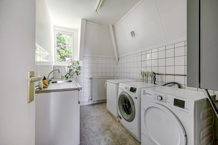 Photo 40 of Michiel de Ruyterweg 27