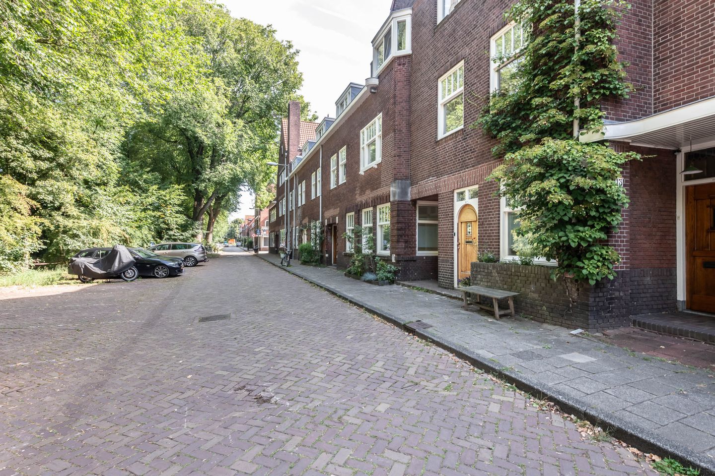 Photo 4 of Adelaarsweg 14