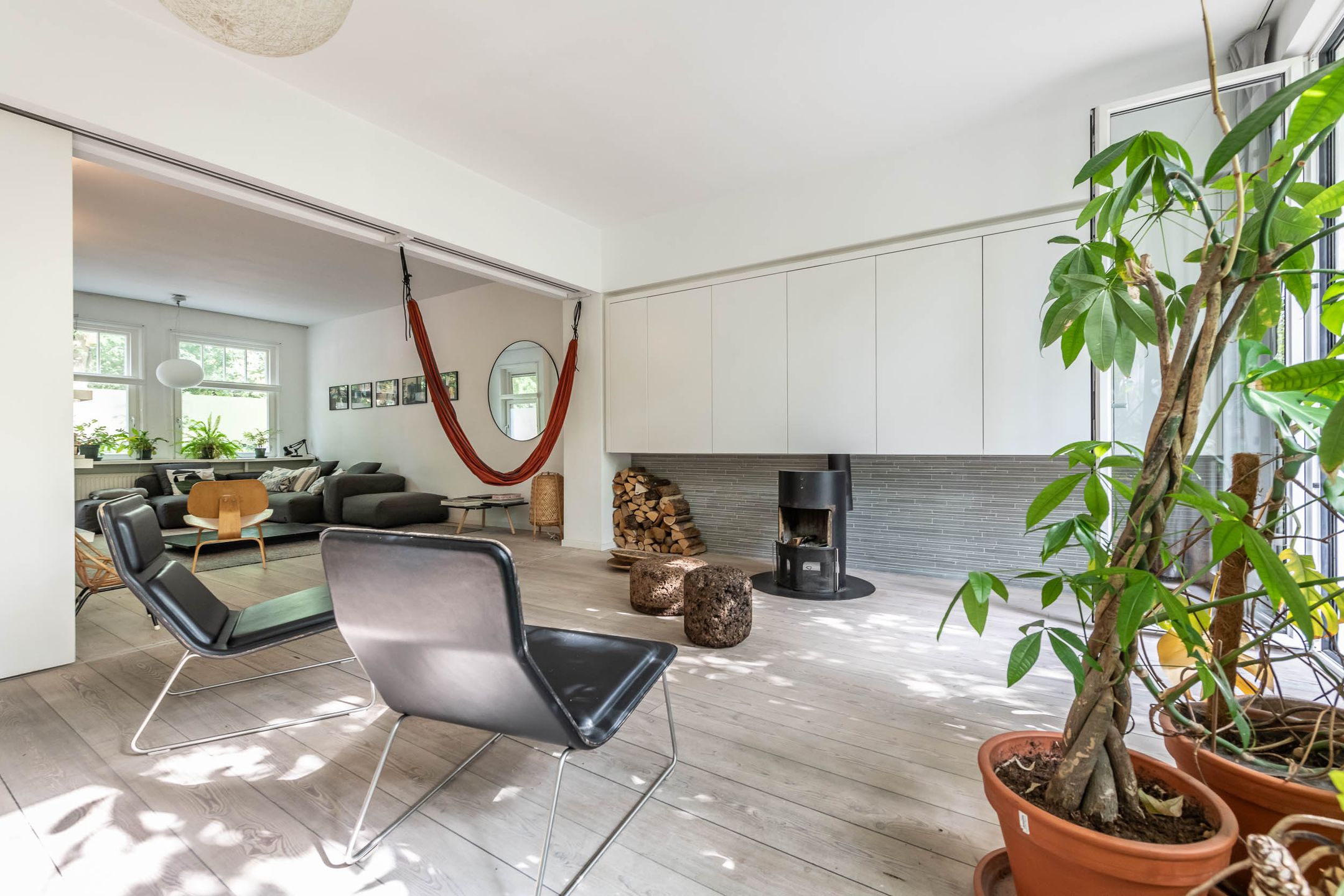 Photo 18 of Adelaarsweg 14