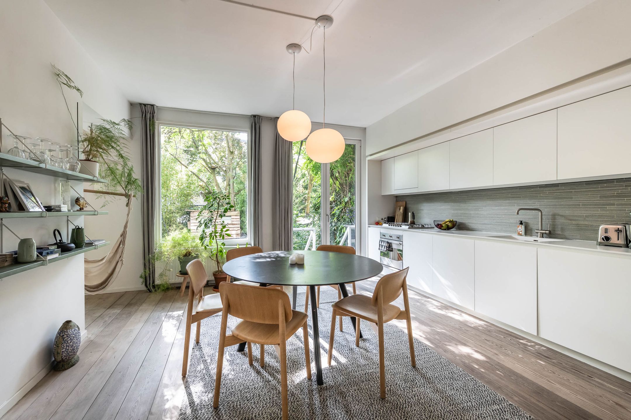 Photo 21 of Adelaarsweg 14