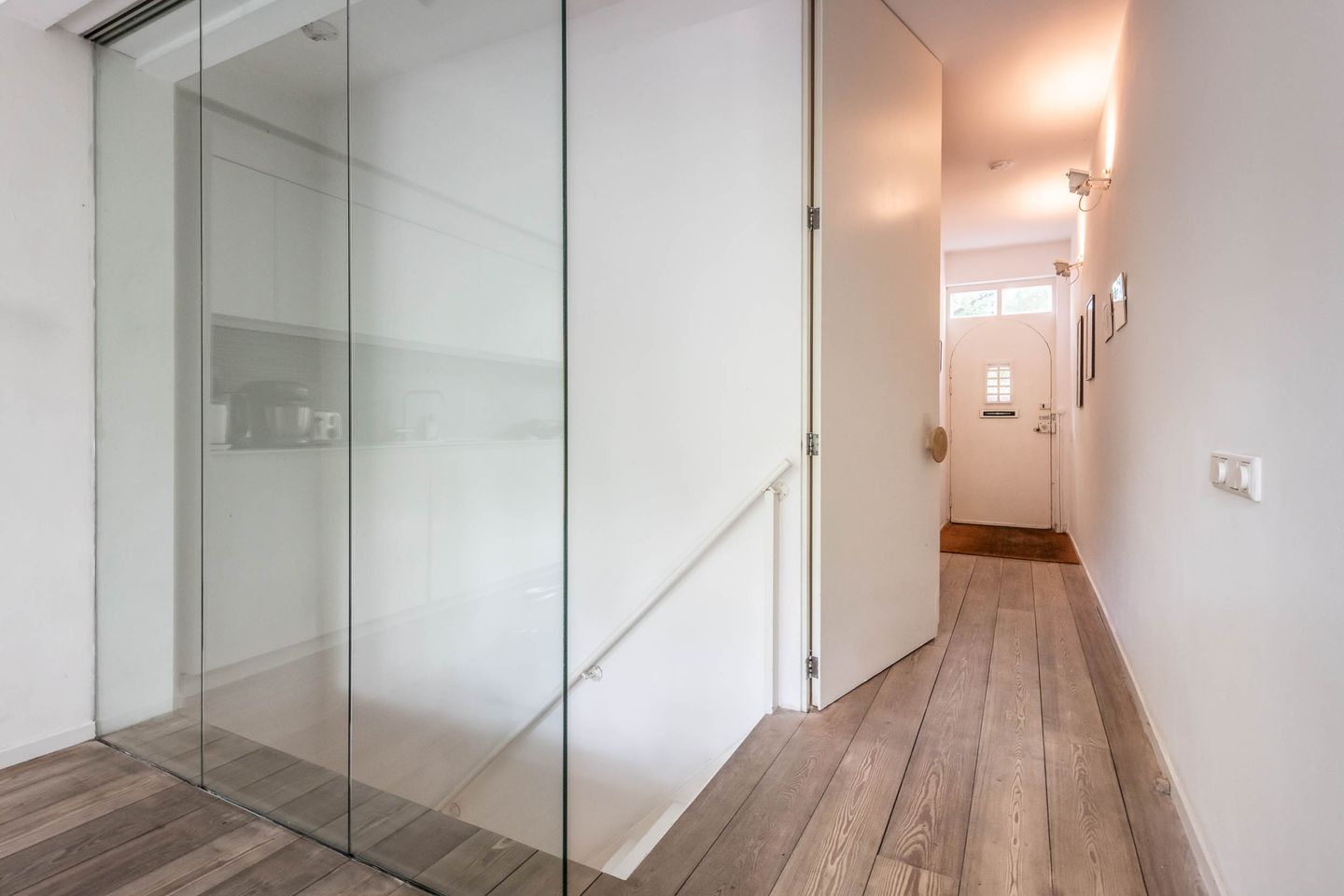 Photo 29 of Adelaarsweg 14