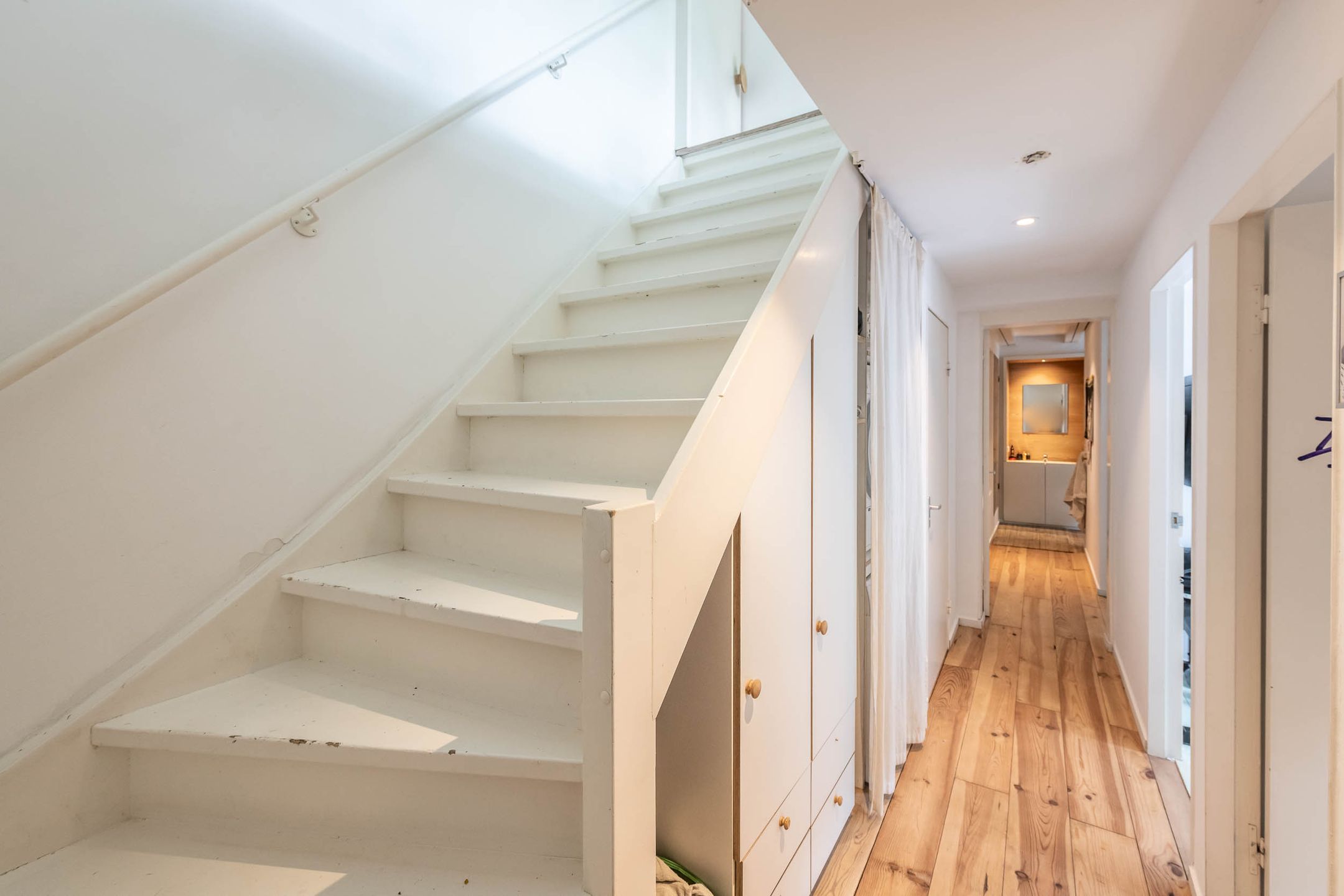 Photo 30 of Adelaarsweg 14