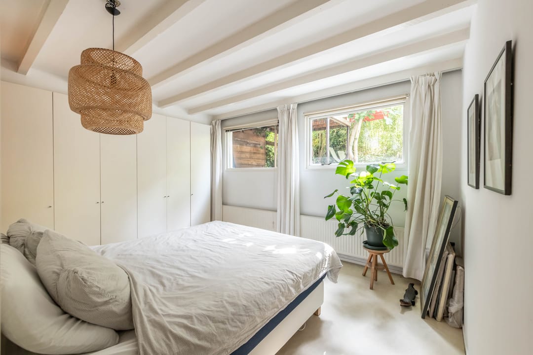 Photo 31 of Adelaarsweg 14