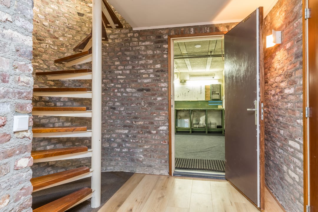 Photo 32 of Meesweg 1