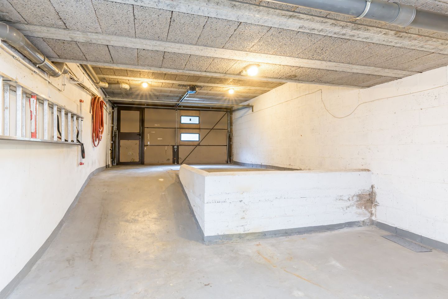 Photo 34 of Meesweg 1