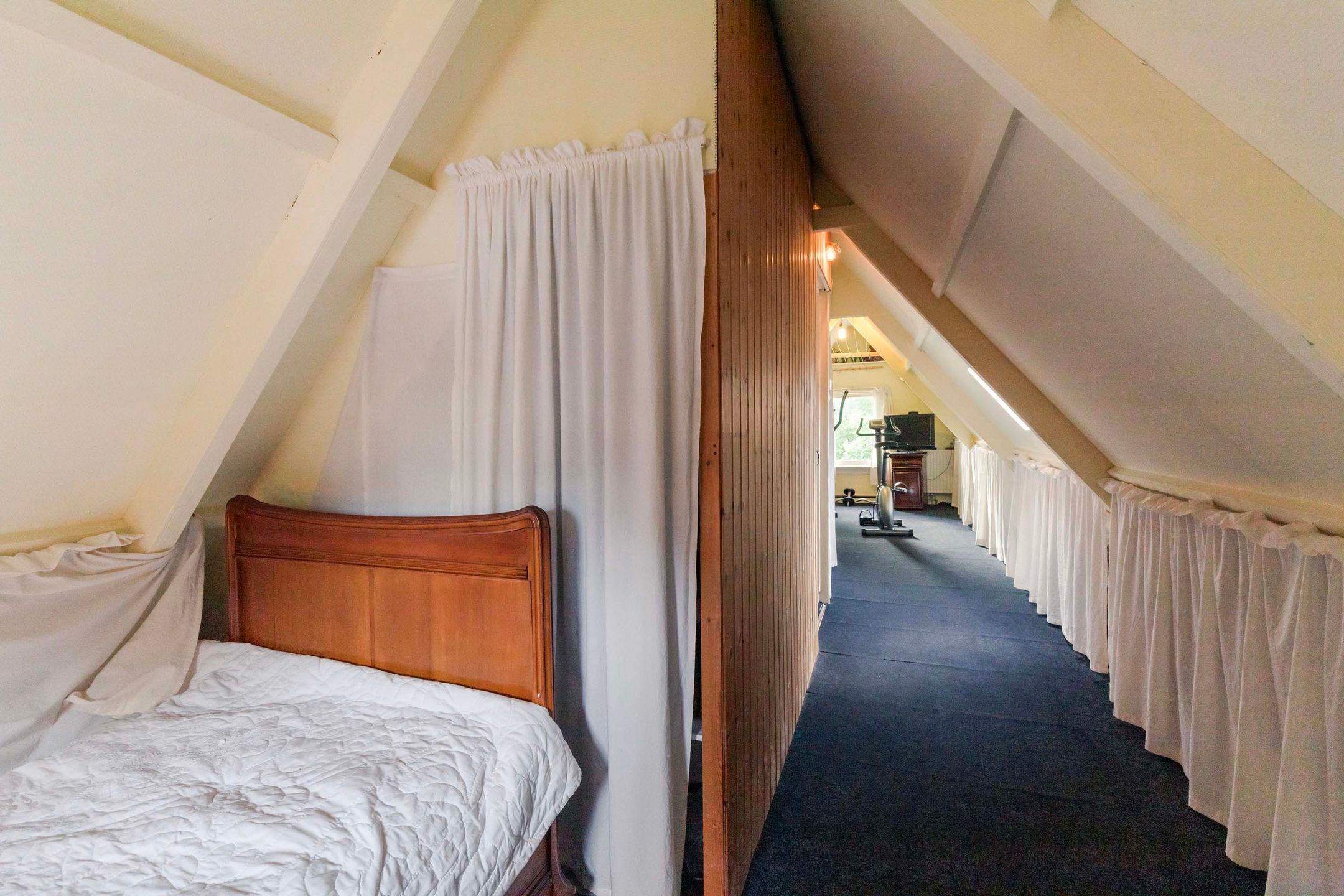 Photo 39 of Koninginnelaan 9