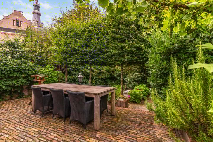 Foto 44 van Koninginnelaan 9