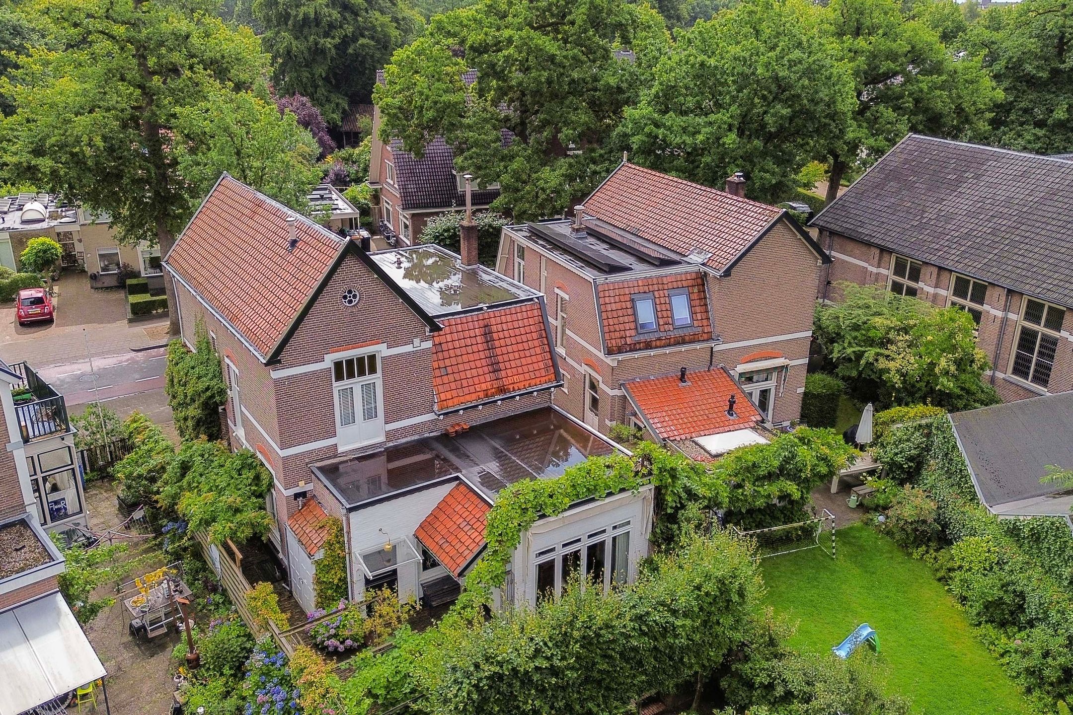 Photo 54 of Koninginnelaan 9