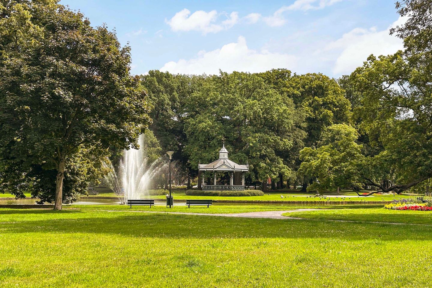 Photo 59 of Koninginnelaan 9