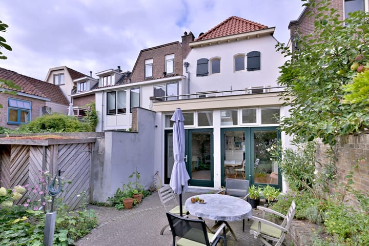 Photo 4 of Papenstraat 56