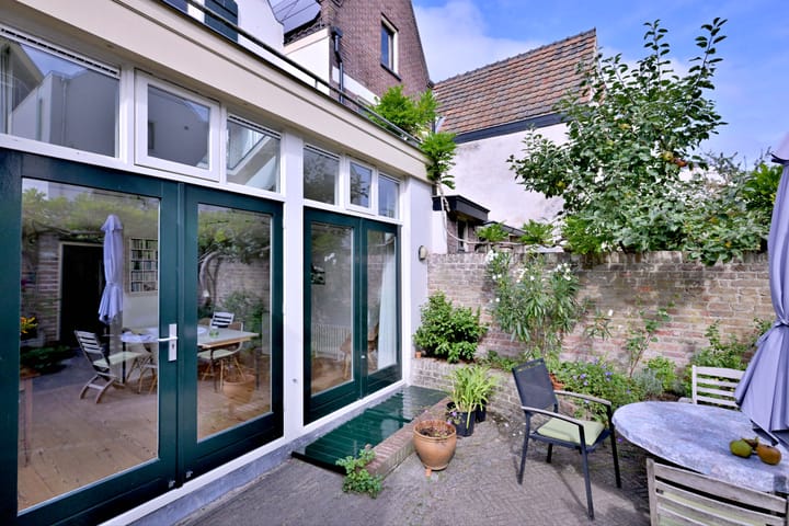 Photo 39 of Papenstraat 56