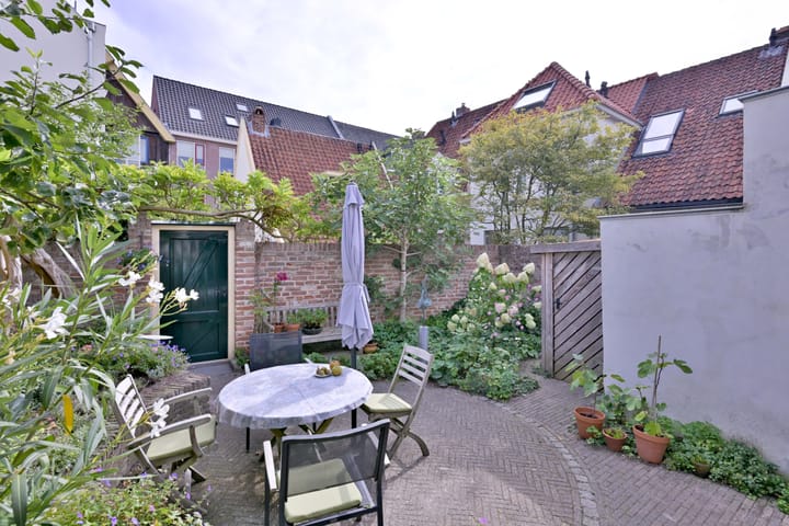 Photo 41 of Papenstraat 56