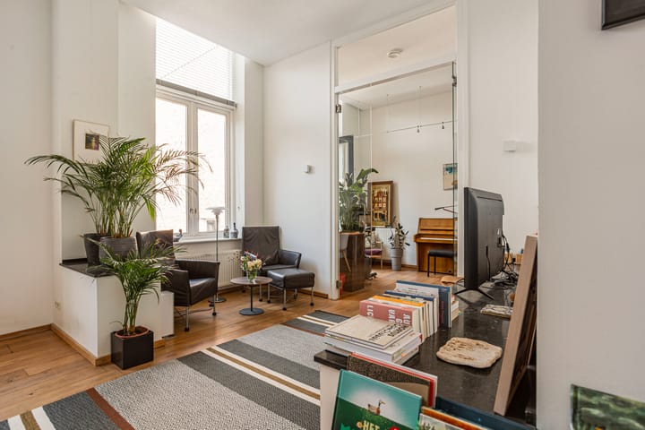 Photo 23 of Nieuwegracht 137-D