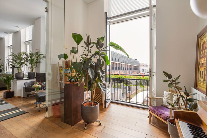 Photo 27 of Nieuwegracht 137-D