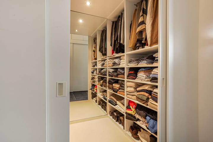 Photo 32 of Nieuwegracht 137-D