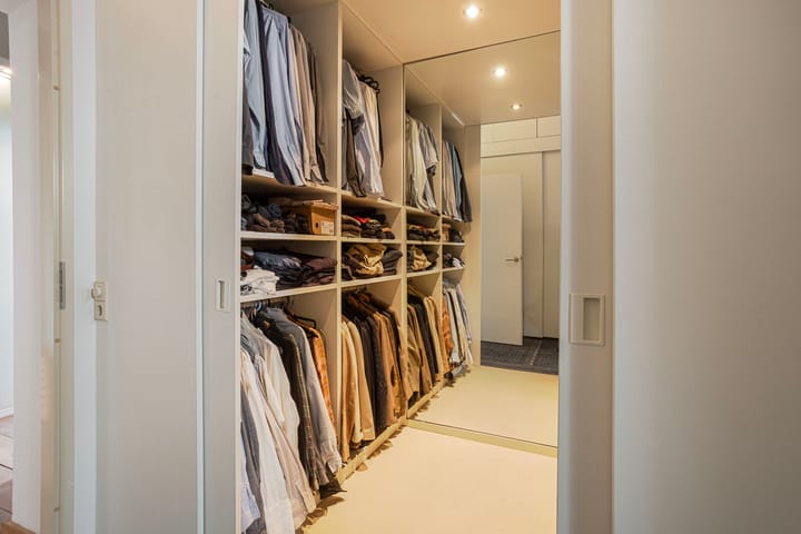 Photo 33 of Nieuwegracht 137-D