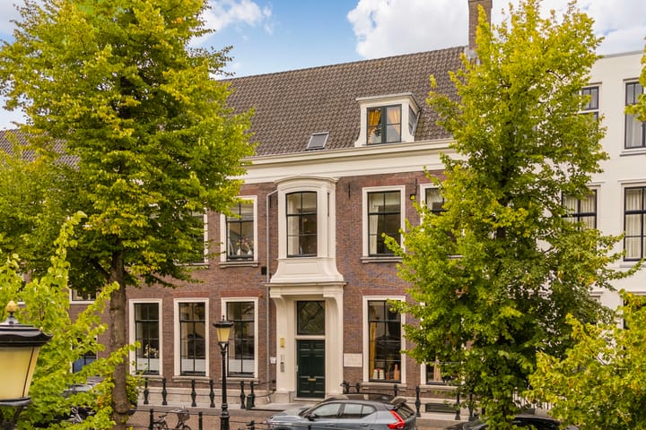 Photo 57 of Nieuwegracht 137-D