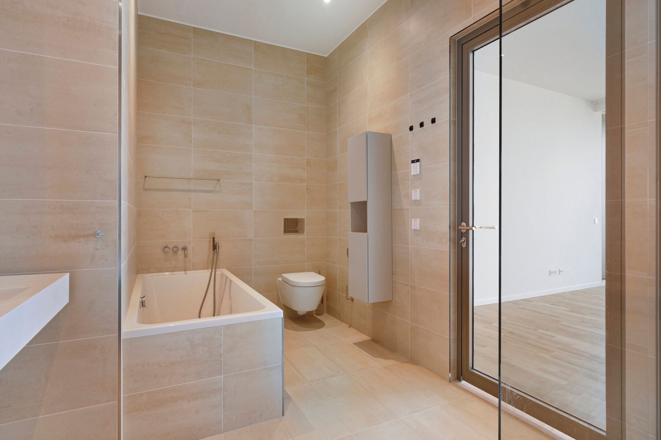 Foto 6 van Bercylaan 669