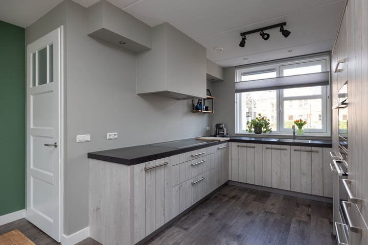 Foto 8 van Rozenbottel 9