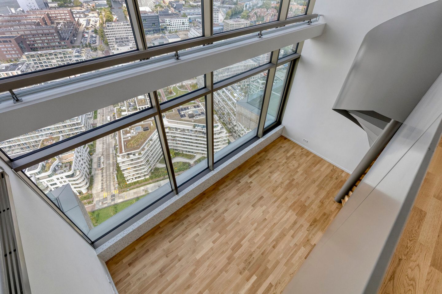 Foto 14 van Bercylaan 669