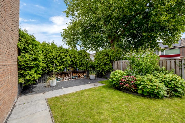 Foto 25 van Veeckensstraat 16