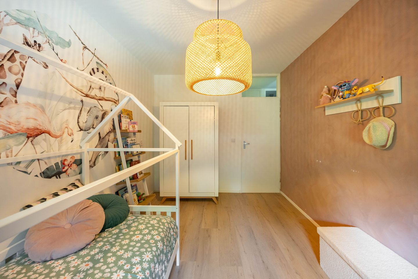 Foto 25 van Vaargeul 212