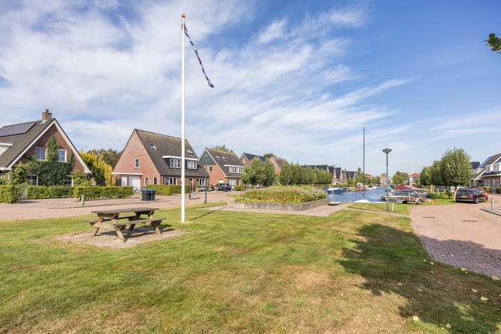 Photo 46 of Legebuorren 97